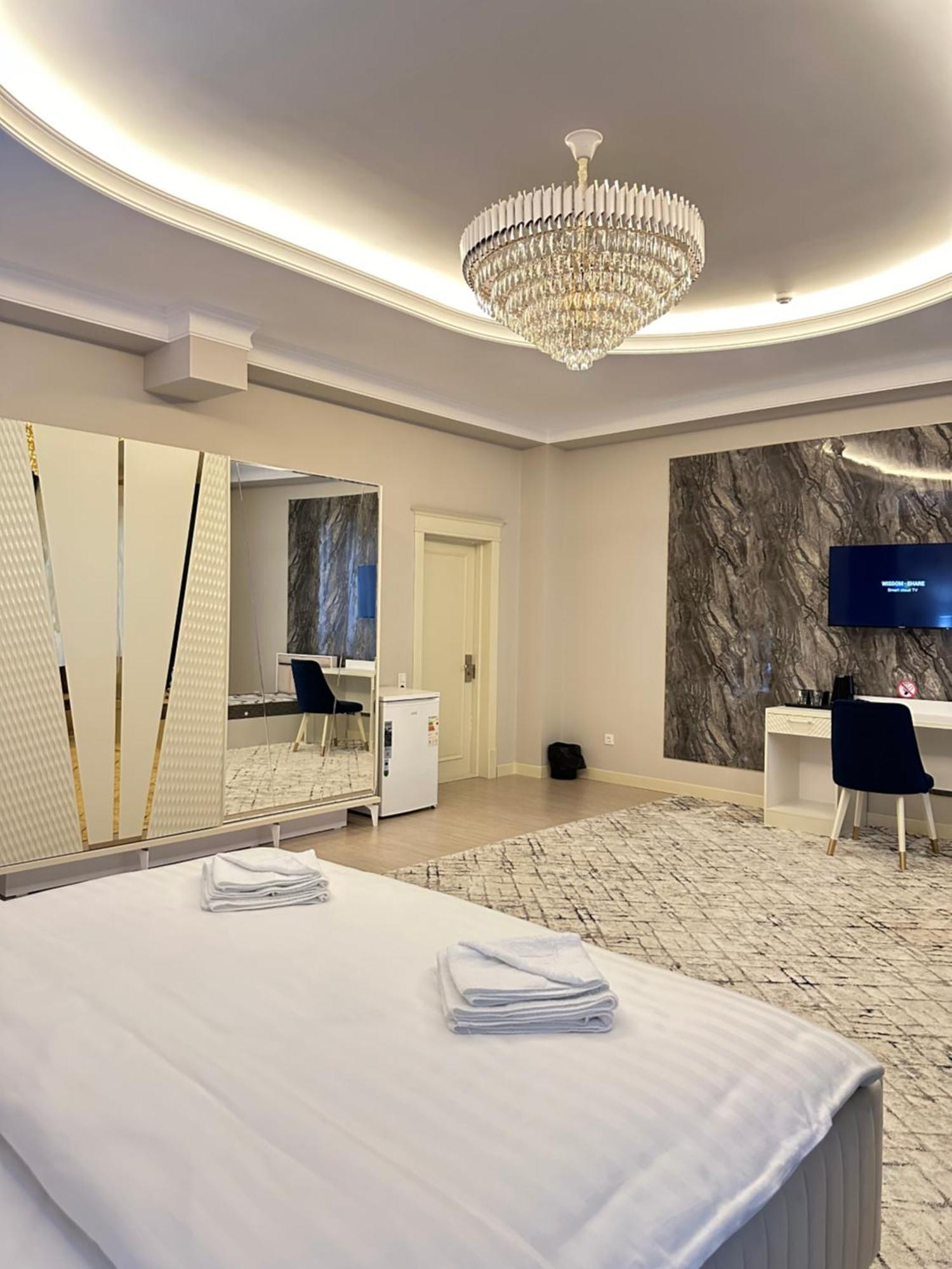 Nur Makon Hotel Tashkent Exterior foto
